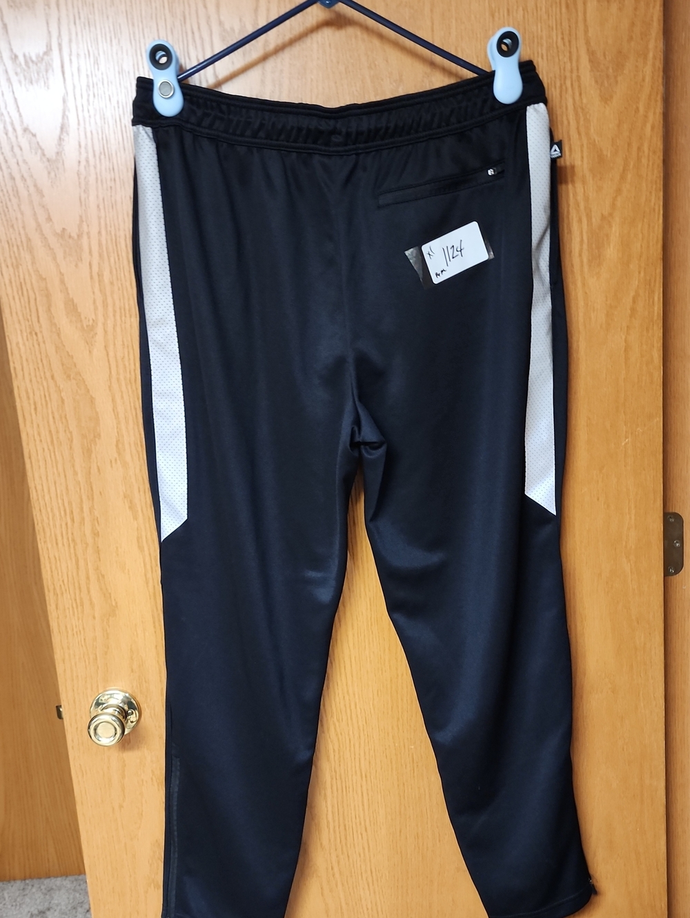 Reebok Black Joggers with White Side Panels mens XL nwot number 1124